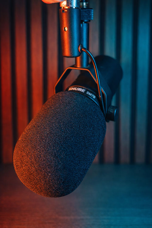 Shure SM7B per podcast e setup studio XLR